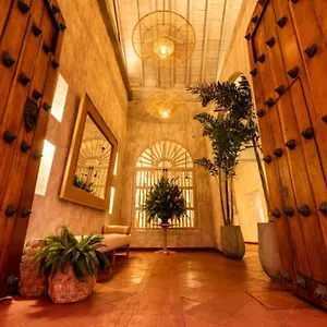 https://moet-casa-heredia-hotel.cartagena-hotels.org